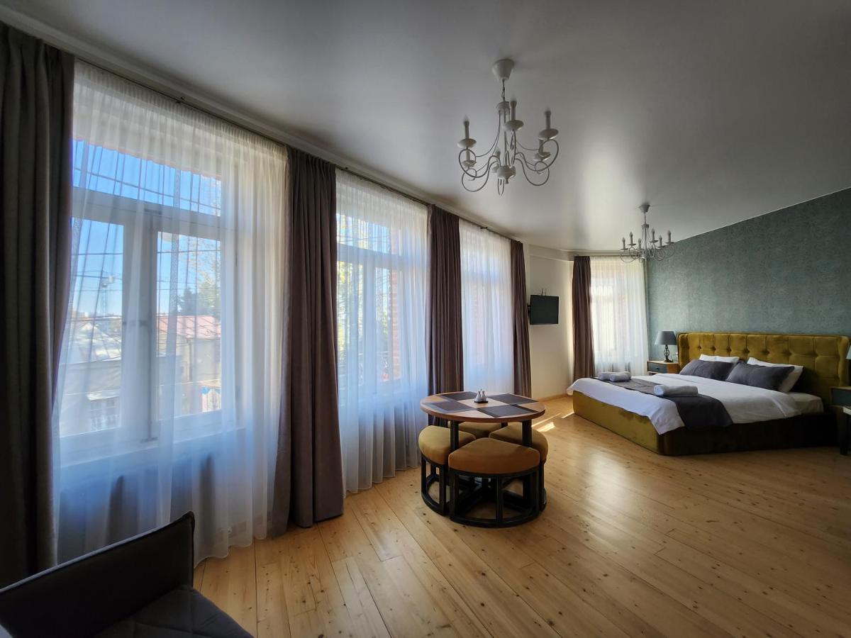 Old Gold Anteon Apartment Tbilisi ภายนอก รูปภาพ