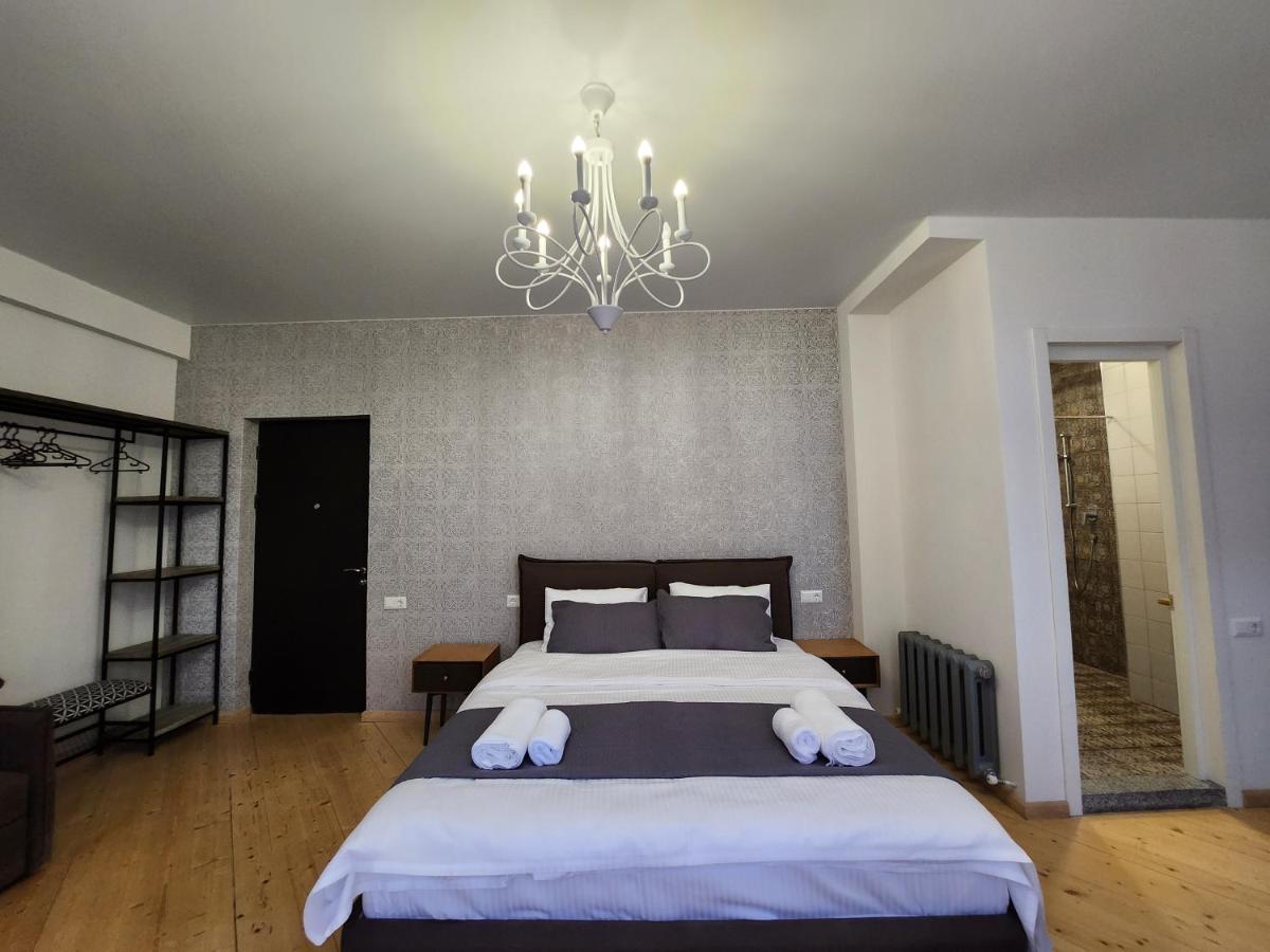 Old Gold Anteon Apartment Tbilisi ภายนอก รูปภาพ