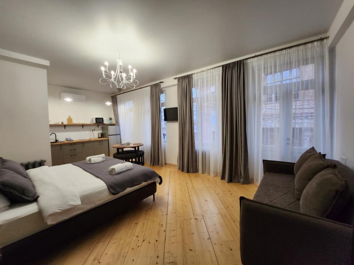 Old Gold Anteon Apartment Tbilisi ภายนอก รูปภาพ