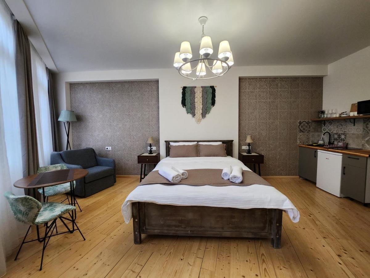 Old Gold Anteon Apartment Tbilisi ภายนอก รูปภาพ