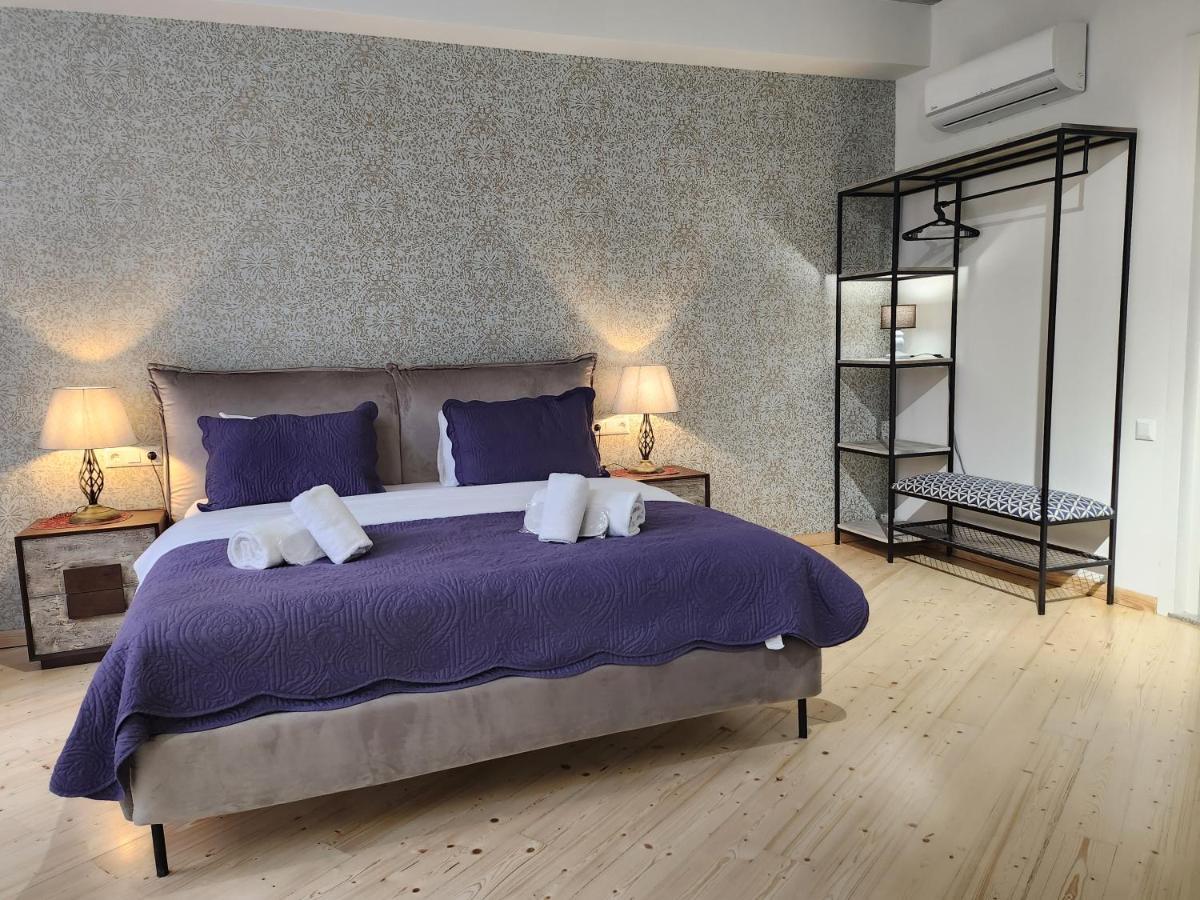 Old Gold Anteon Apartment Tbilisi ภายนอก รูปภาพ