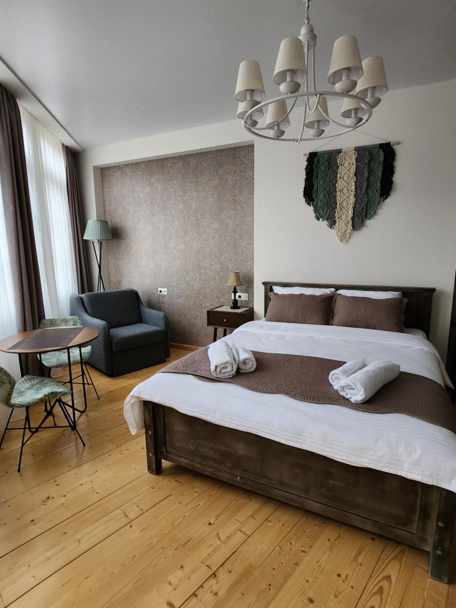 Old Gold Anteon Apartment Tbilisi ภายนอก รูปภาพ